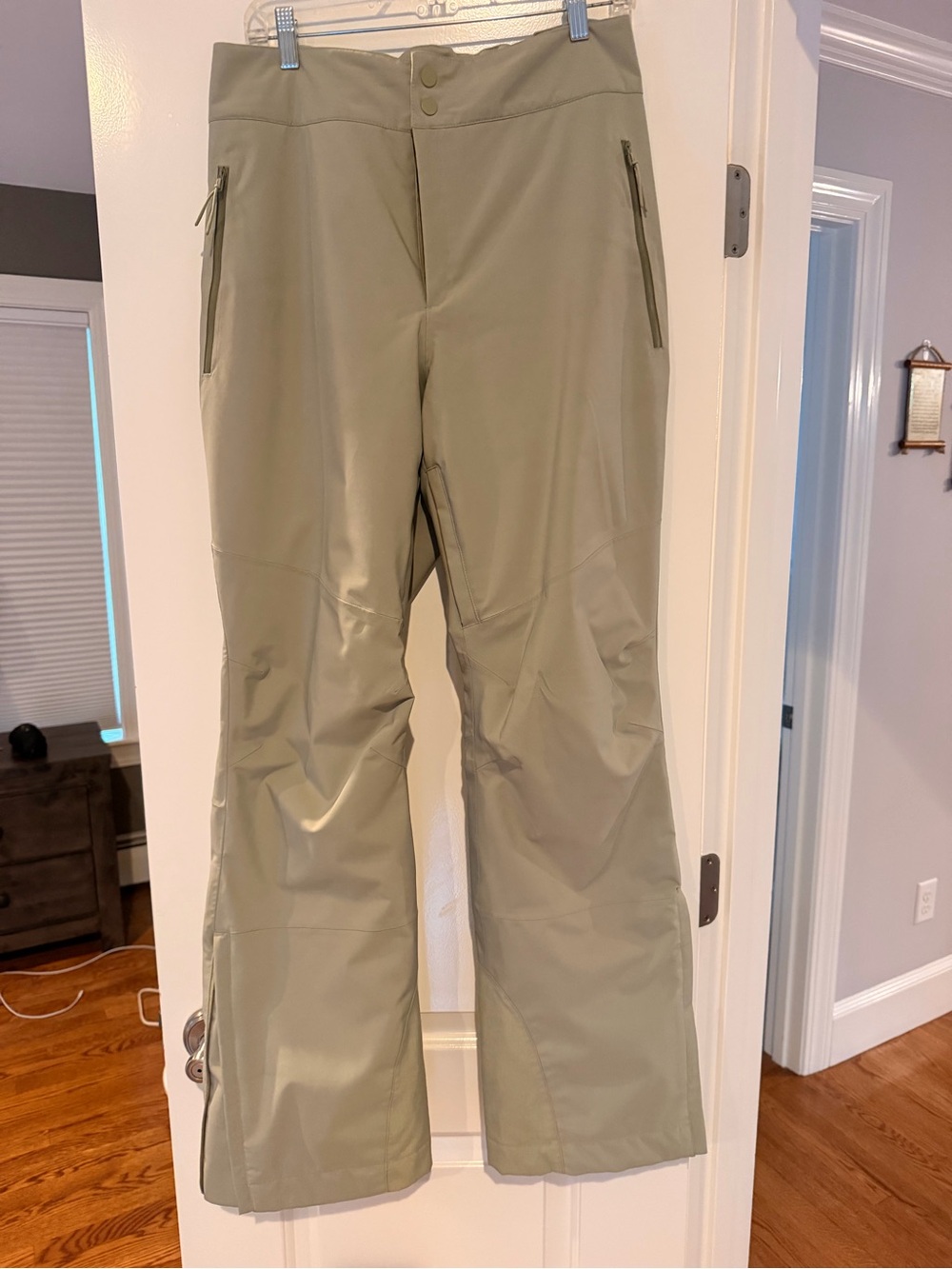 Women’s Alessandra ski pant in limited sage green   - Halfdays